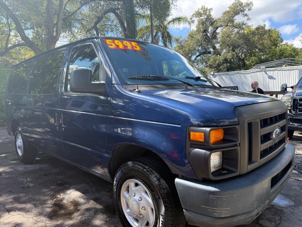 2009 Ford E-Series Econoline Van Commercial
