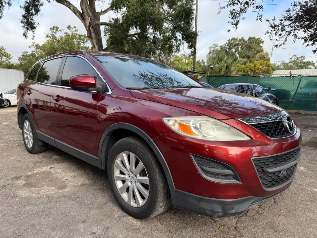 2010 Mazda CX-9's photo